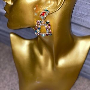 Rhinestone stone earrings